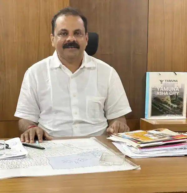 Purushotham R Shetty (Managing Director)
